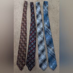 Set Of 4 Van Heusen Men's Silk Patterned Ties Bundle